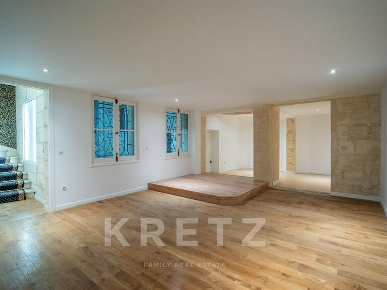 Appartement Bordeaux - 3 chambres - 217m²