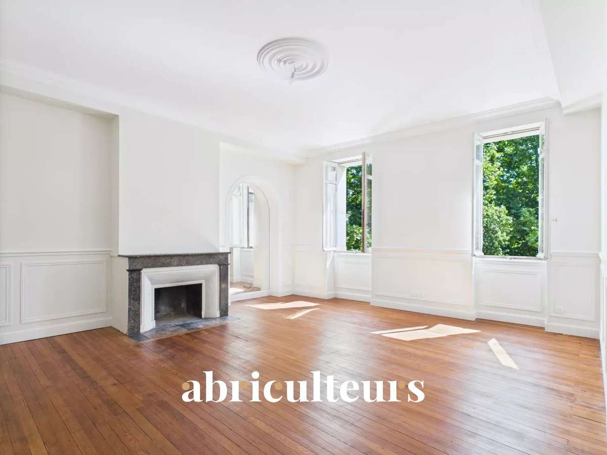 Apartment Bordeaux