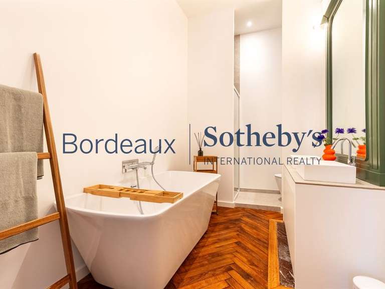 Appartement Bordeaux - 5 chambres - 210m²