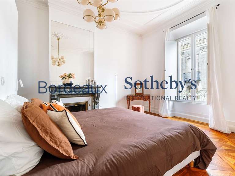 Appartement Bordeaux - 5 chambres - 210m²