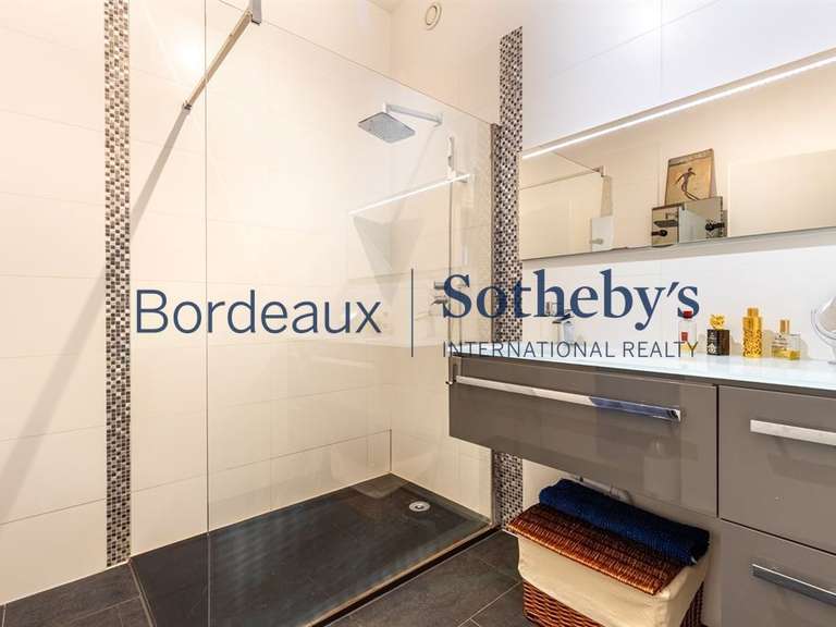 Appartement Bordeaux - 3 chambres - 115m²