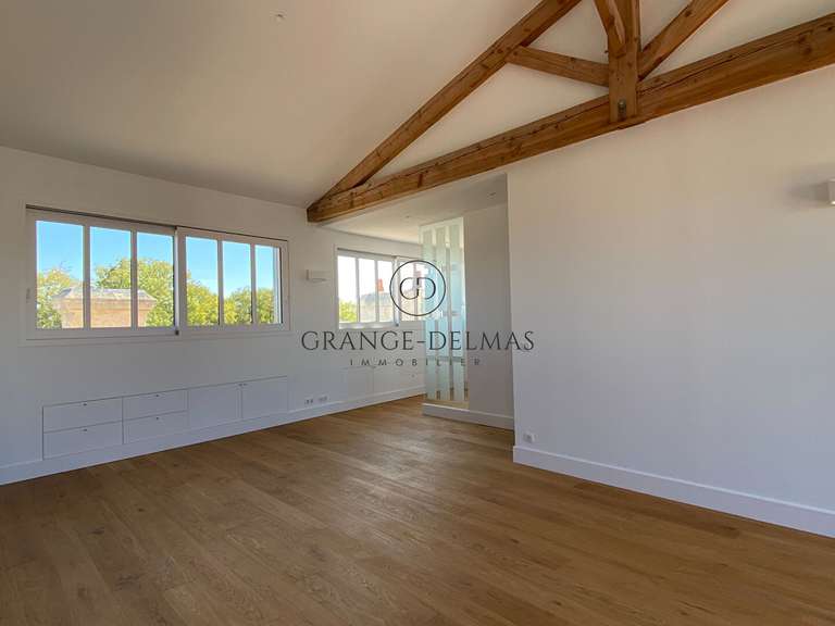 Appartement Bordeaux - 1 chambre - 76m²