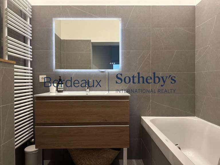 Appartement Bordeaux - 3 chambres - 160m²