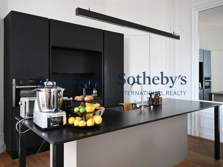 Appartement Bordeaux - 3 chambres - 160m²