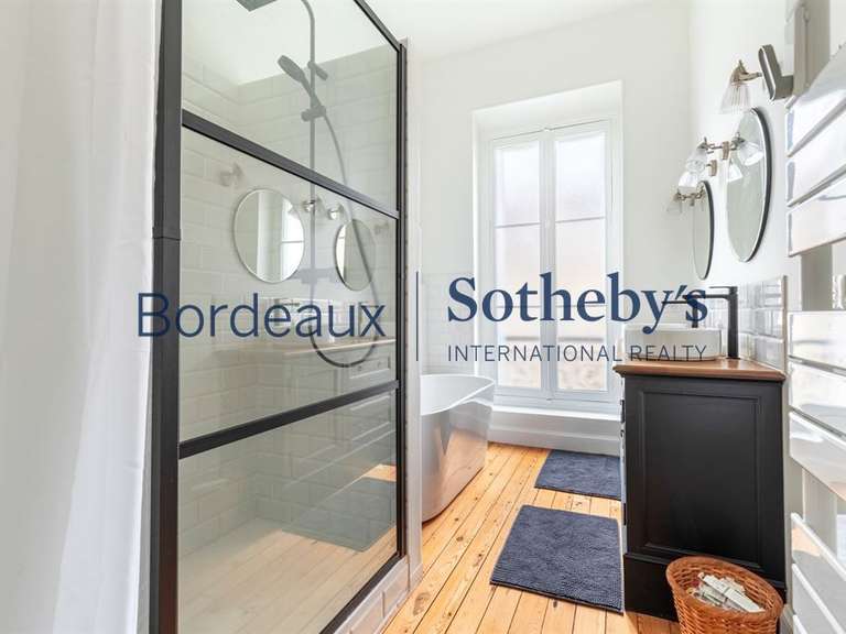 Appartement Bordeaux - 3 chambres - 160m²