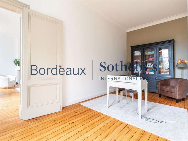 Appartement Bordeaux - 3 chambres - 160m²