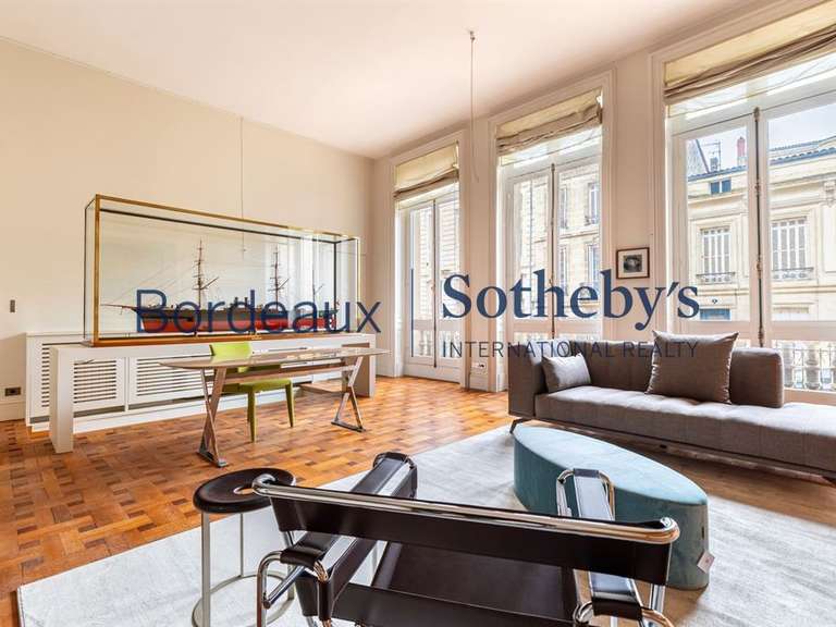 Apartment Bordeaux - 3 bedrooms - 334m²