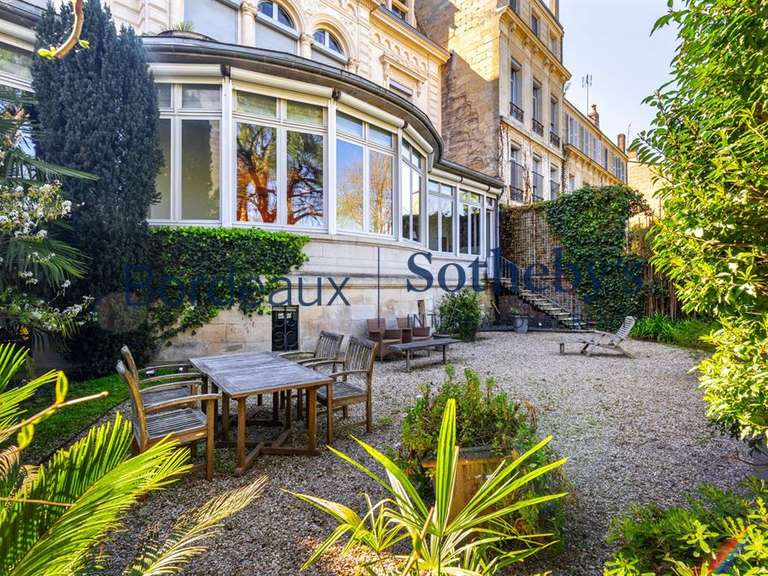 Appartement Bordeaux - 3 chambres - 334m²