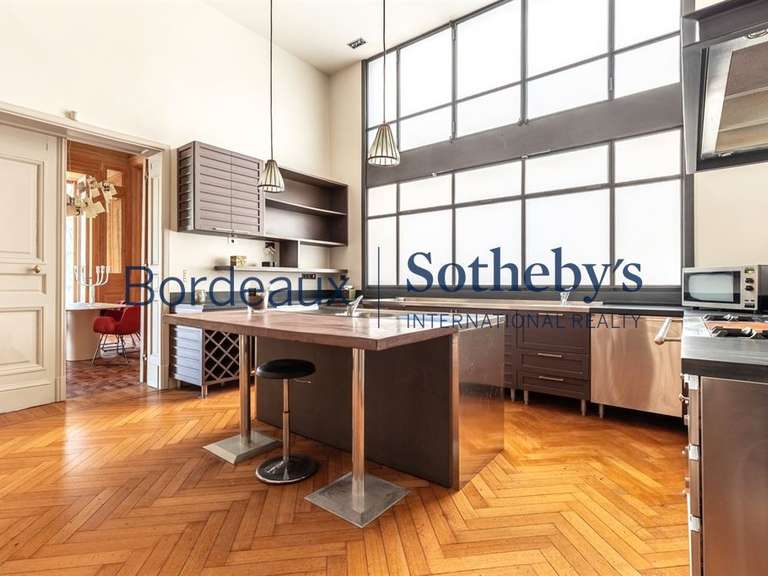 Apartment Bordeaux - 3 bedrooms - 334m²