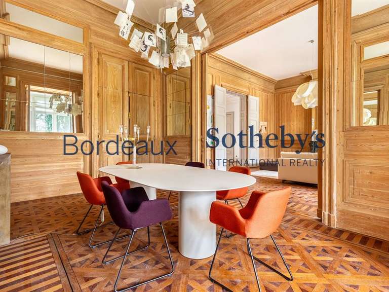 Appartement Bordeaux - 3 chambres - 334m²