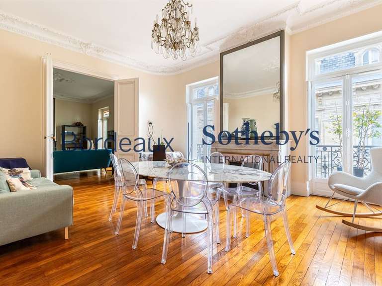 Appartement Bordeaux - 2 chambres - 126m²