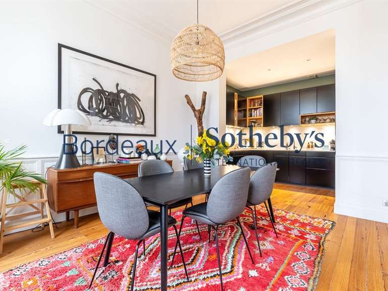 Appartement Bordeaux - 3 chambres - 189m²