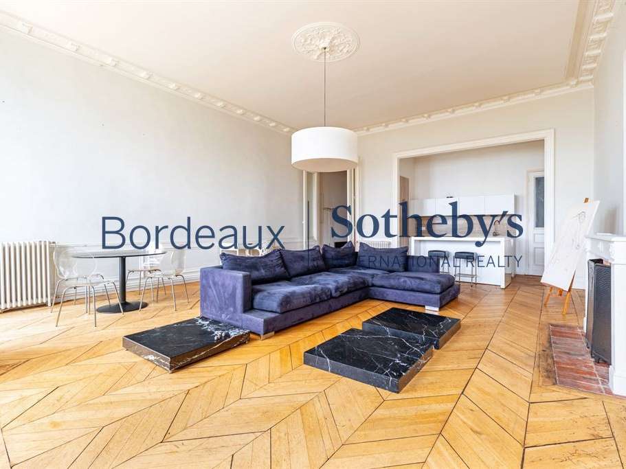 Apartment Bordeaux