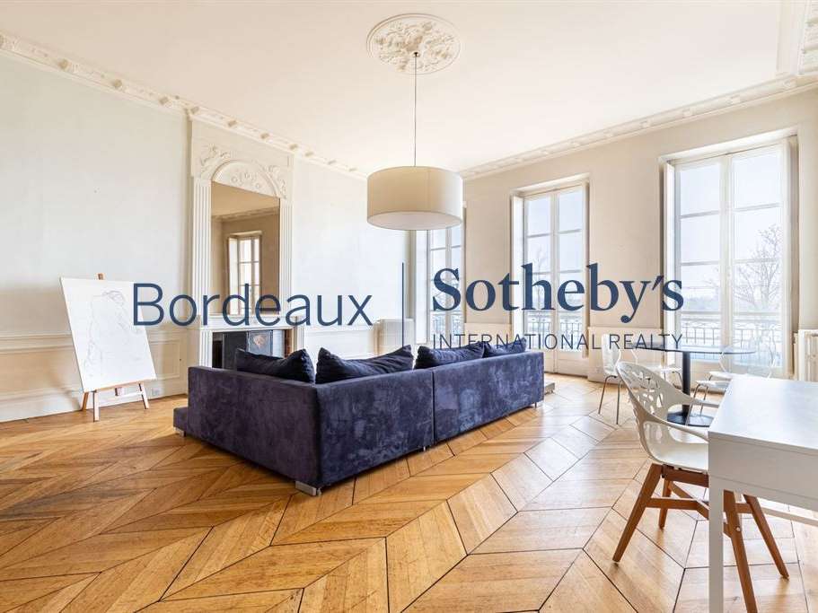 Apartment Bordeaux