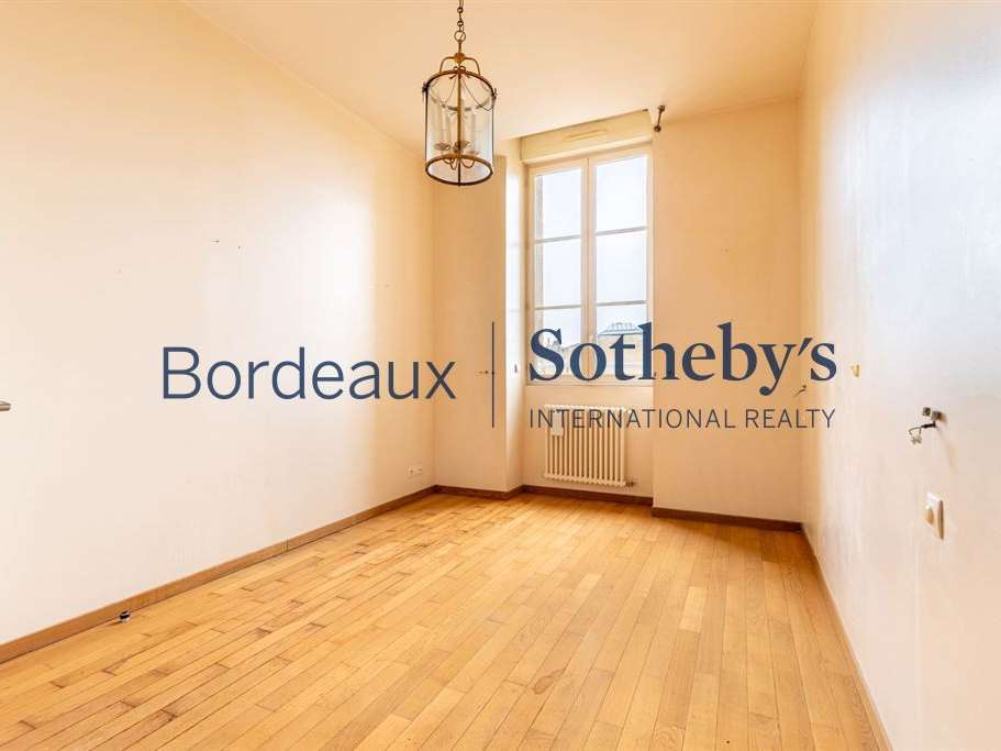 Apartment Bordeaux