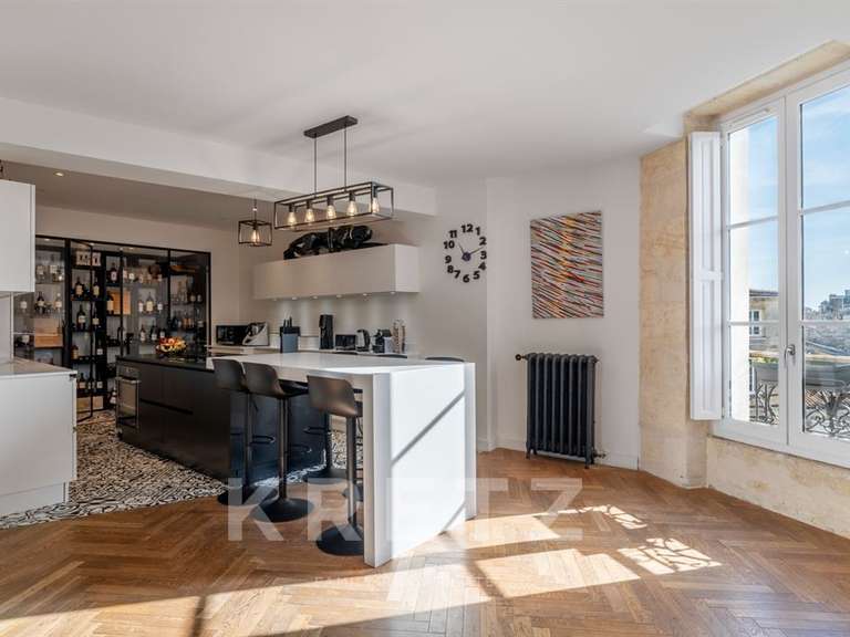 Appartement Bordeaux - 4 chambres - 180m²