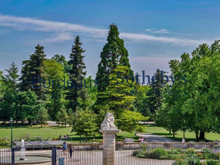 Appartement Bordeaux - 2 chambres - 130m²