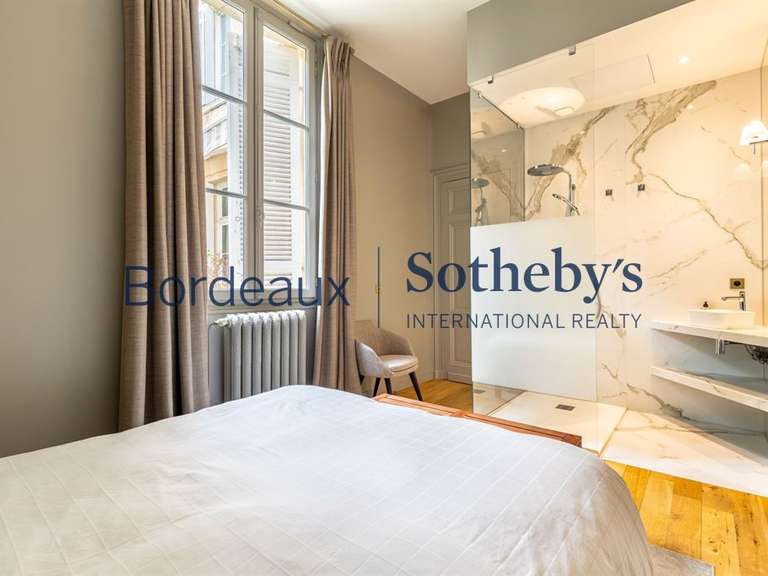 Appartement Bordeaux - 2 chambres - 130m²