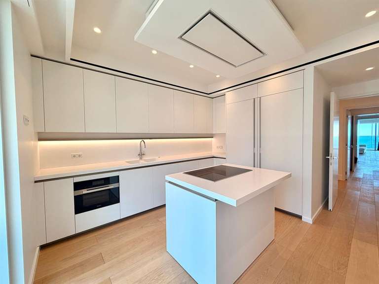 Appartement avec Vue sur mer Bordeaux - 3 chambres - 679m²