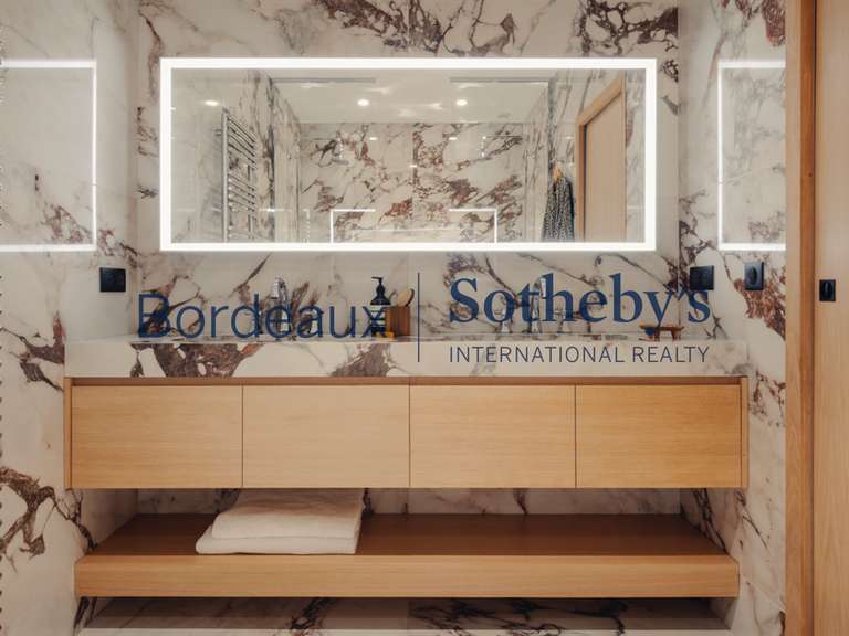 Appartement Bordeaux - 3 chambres - 140m²