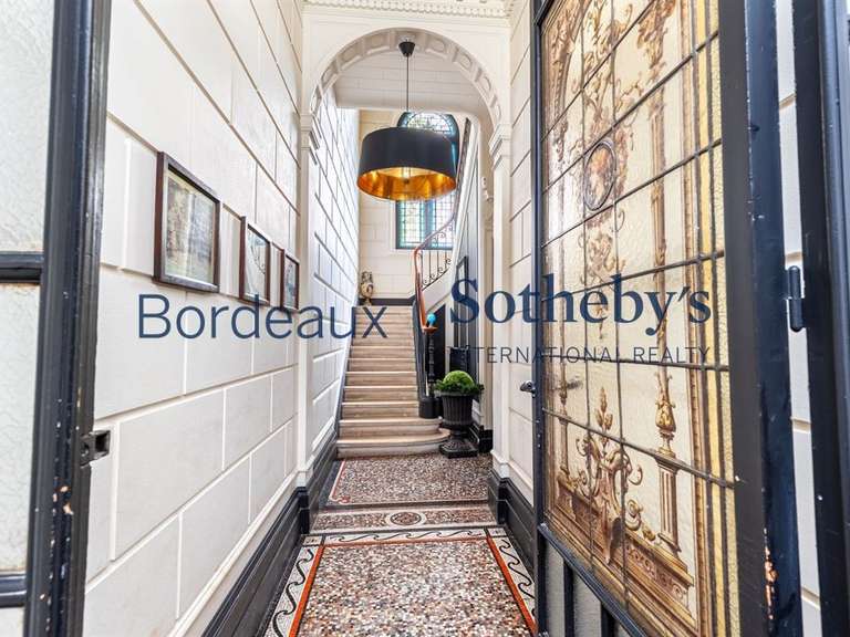 Appartement Bordeaux - 5 chambres - 220m²