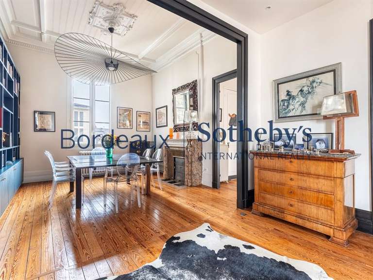 Appartement Bordeaux - 5 chambres - 220m²