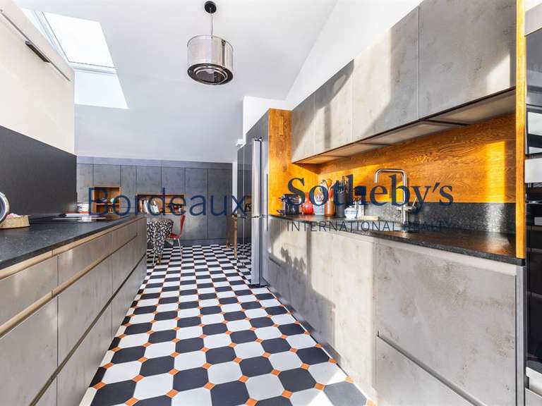 Appartement Bordeaux - 3 chambres - 258m²