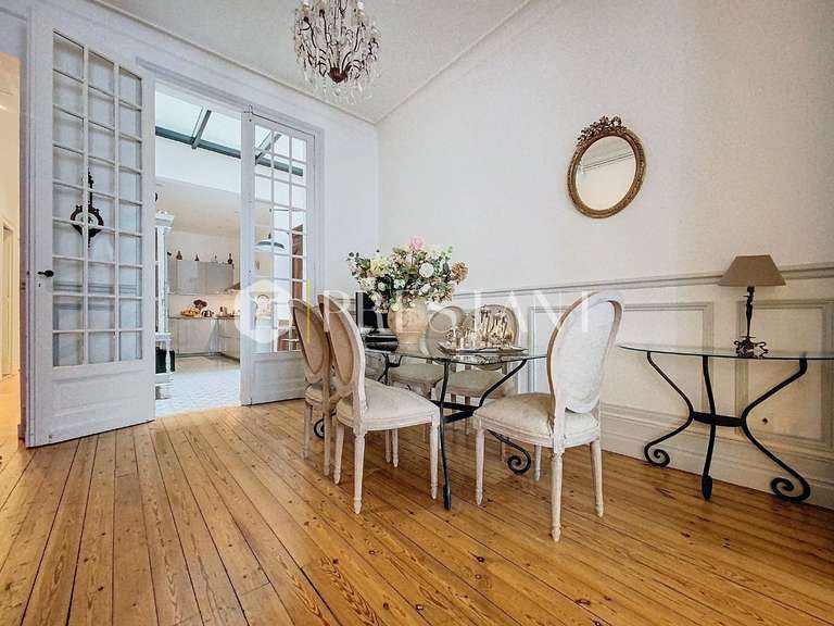 Appartement Bordeaux - 2 chambres - 142m²