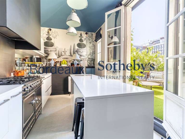 Appartement Bordeaux - 3 chambres - 250m²