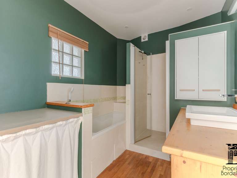 Apartment Bordeaux - 3 bedrooms - 100m²