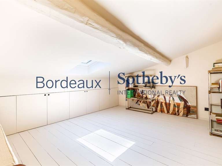 Appartement Bordeaux - 1 chambre - 89m²