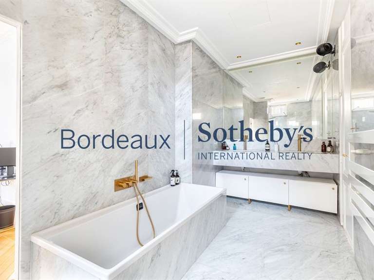 Appartement Bordeaux - 2 chambres - 107m²