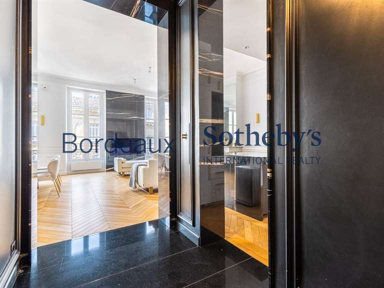 Appartement Bordeaux - 2 chambres - 107m²