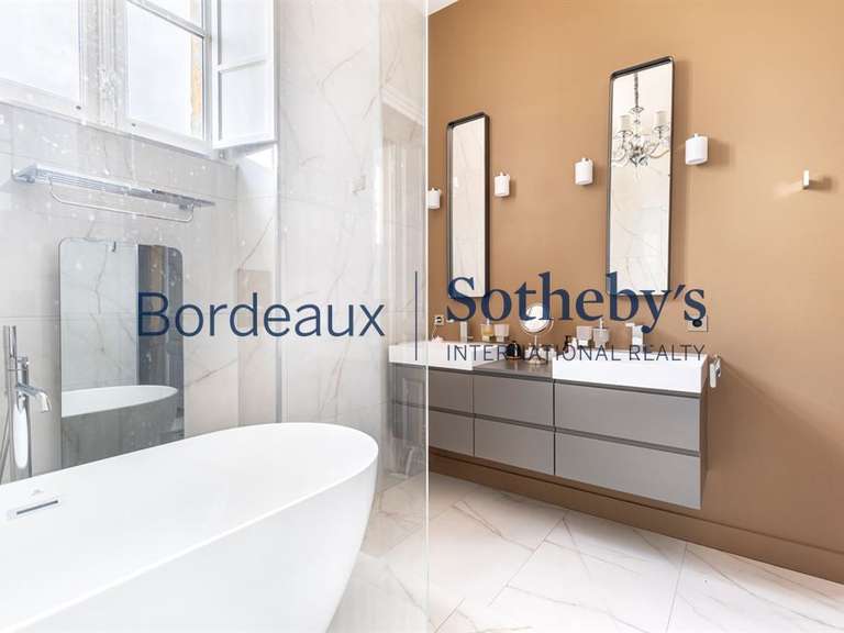 Appartement Bordeaux - 2 chambres - 122m²