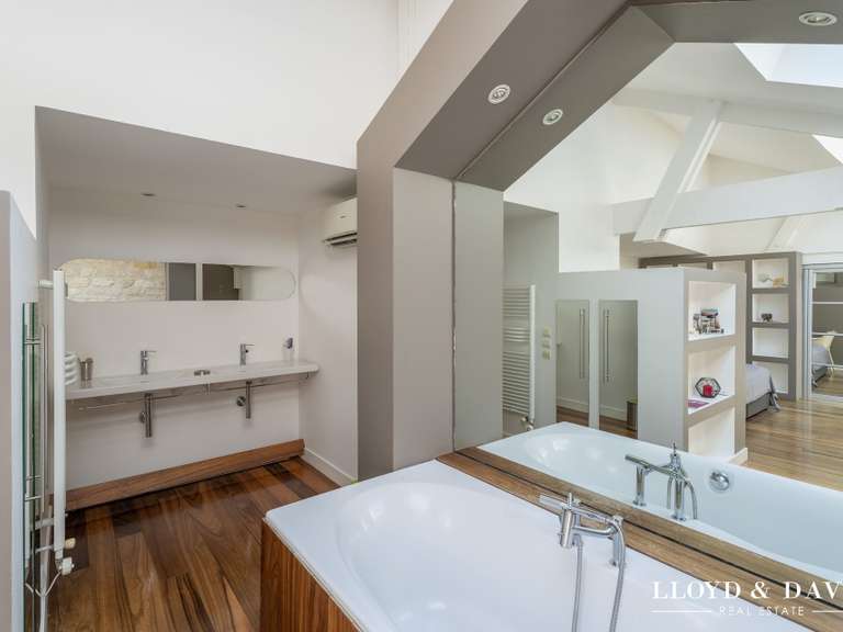 Appartement Bordeaux - 3 chambres - 385m²