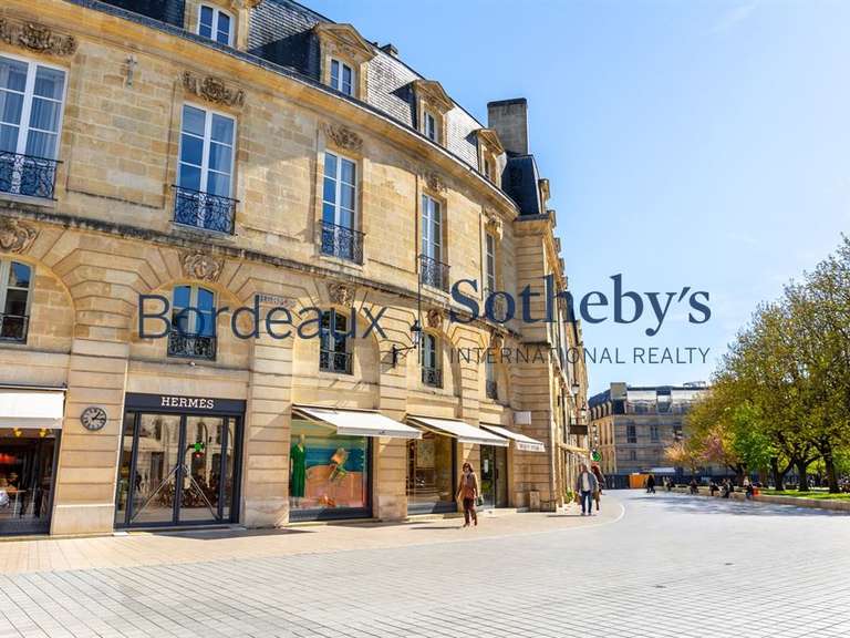 Appartement Bordeaux - 3 chambres - 210m²