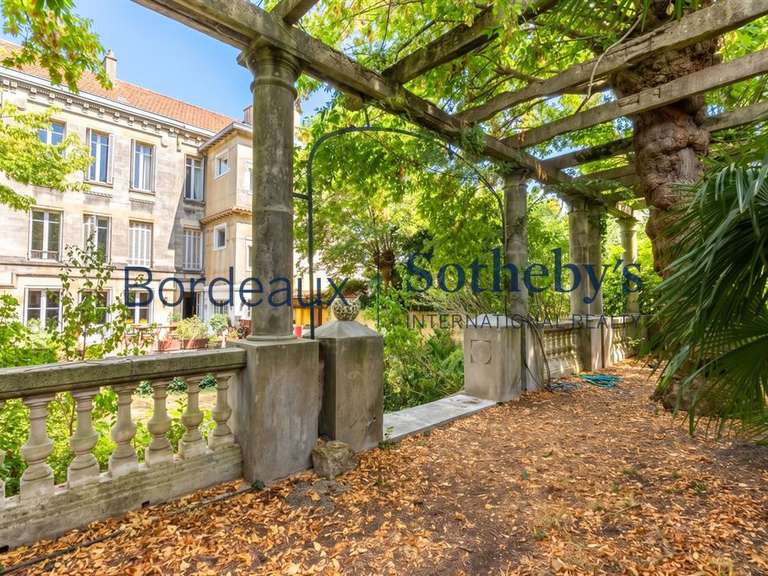 Appartement Bordeaux - 3 chambres - 255m²