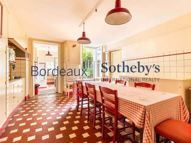 Appartement Bordeaux - 3 chambres - 255m²