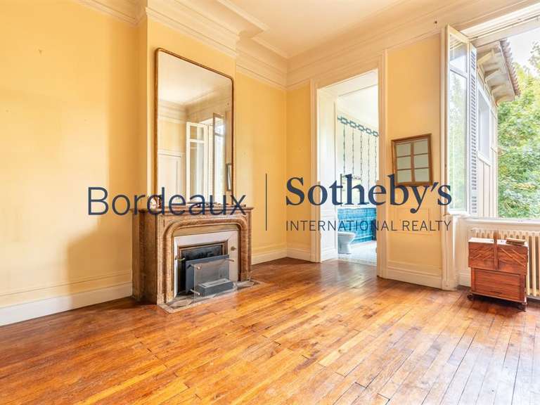Appartement Bordeaux - 3 chambres - 255m²