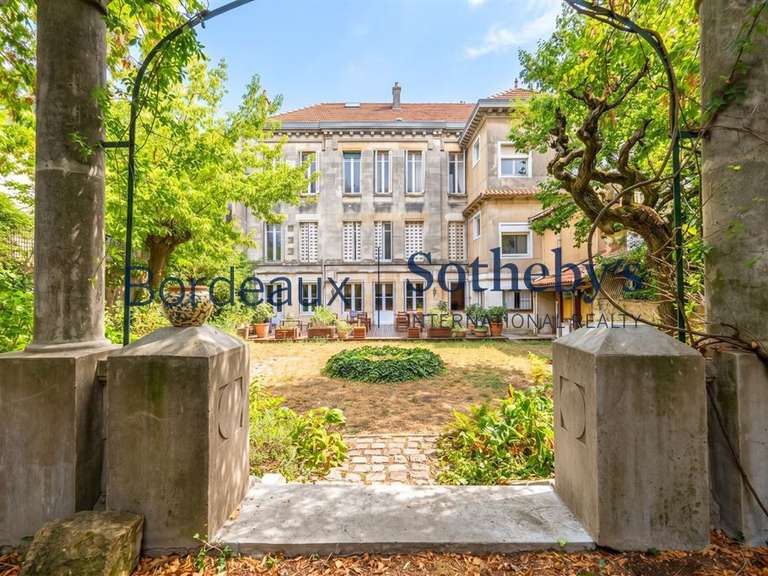 Appartement Bordeaux - 3 chambres - 255m²