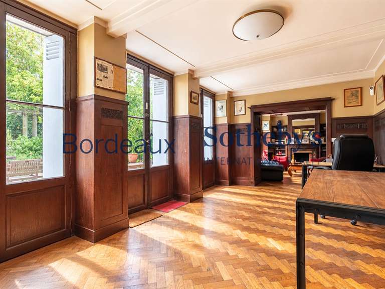 Appartement Bordeaux - 3 chambres - 255m²