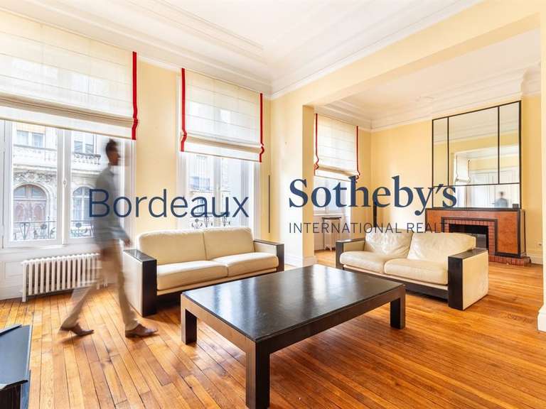 Appartement Bordeaux - 3 chambres - 255m²
