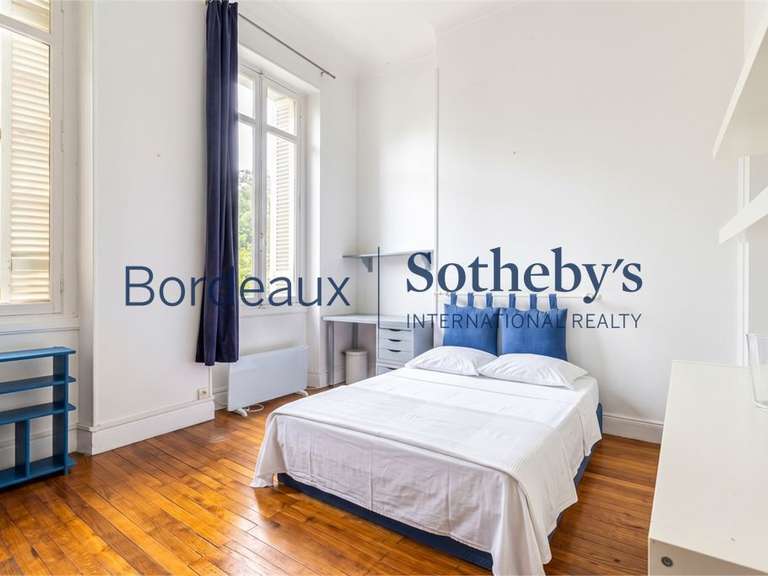 Appartement Bordeaux - 3 chambres - 255m²