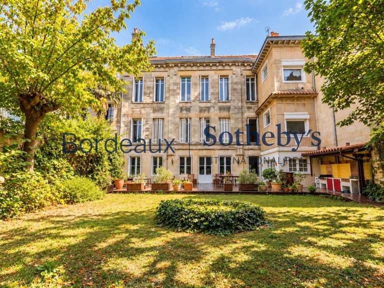 Appartement Bordeaux - 3 chambres - 255m²