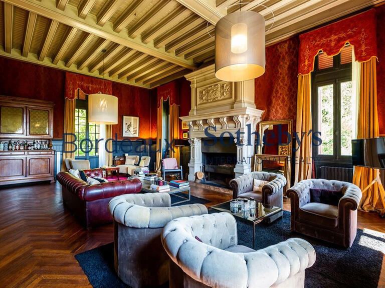 Castle Bordeaux - 9 bedrooms - 900m²