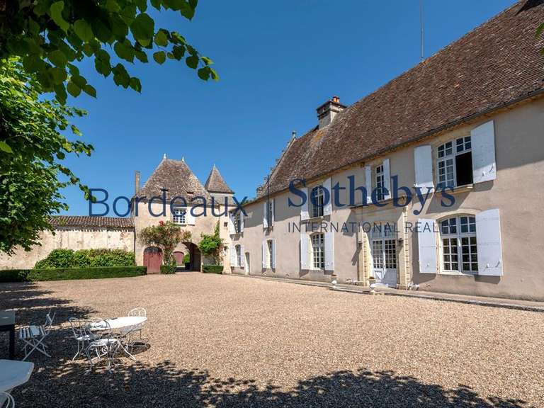 Château Bordeaux - 800m²