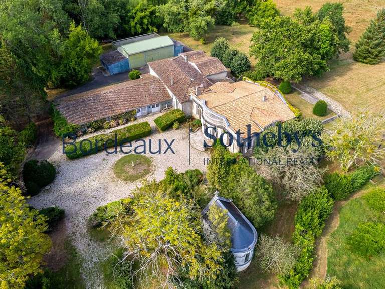 Château Bordeaux - 6 chambres - 700m²