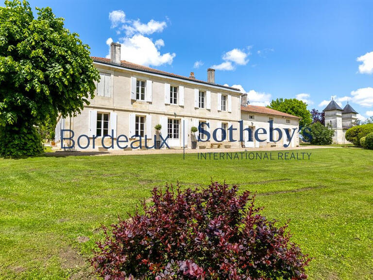 Château Bordeaux - 10 chambres - 800m²