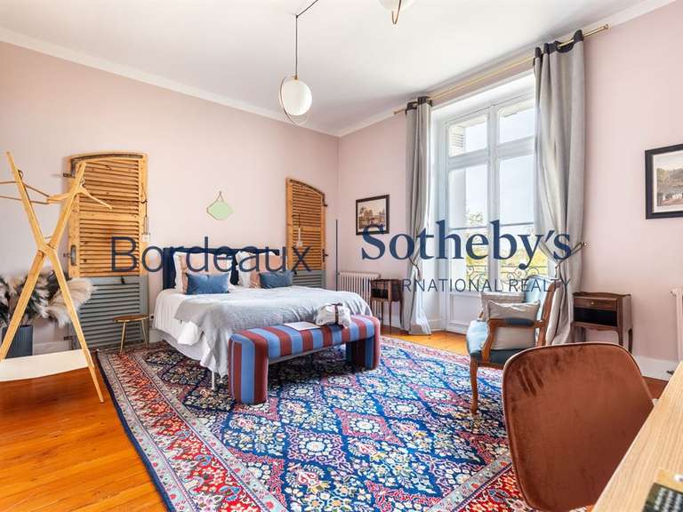 Château Bordeaux - 570m²