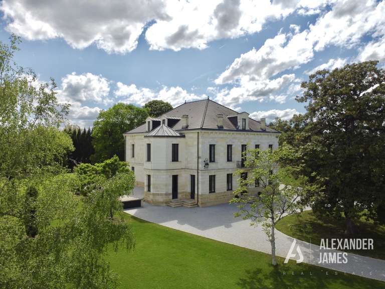Château Bordeaux - 8 chambres - 670m²